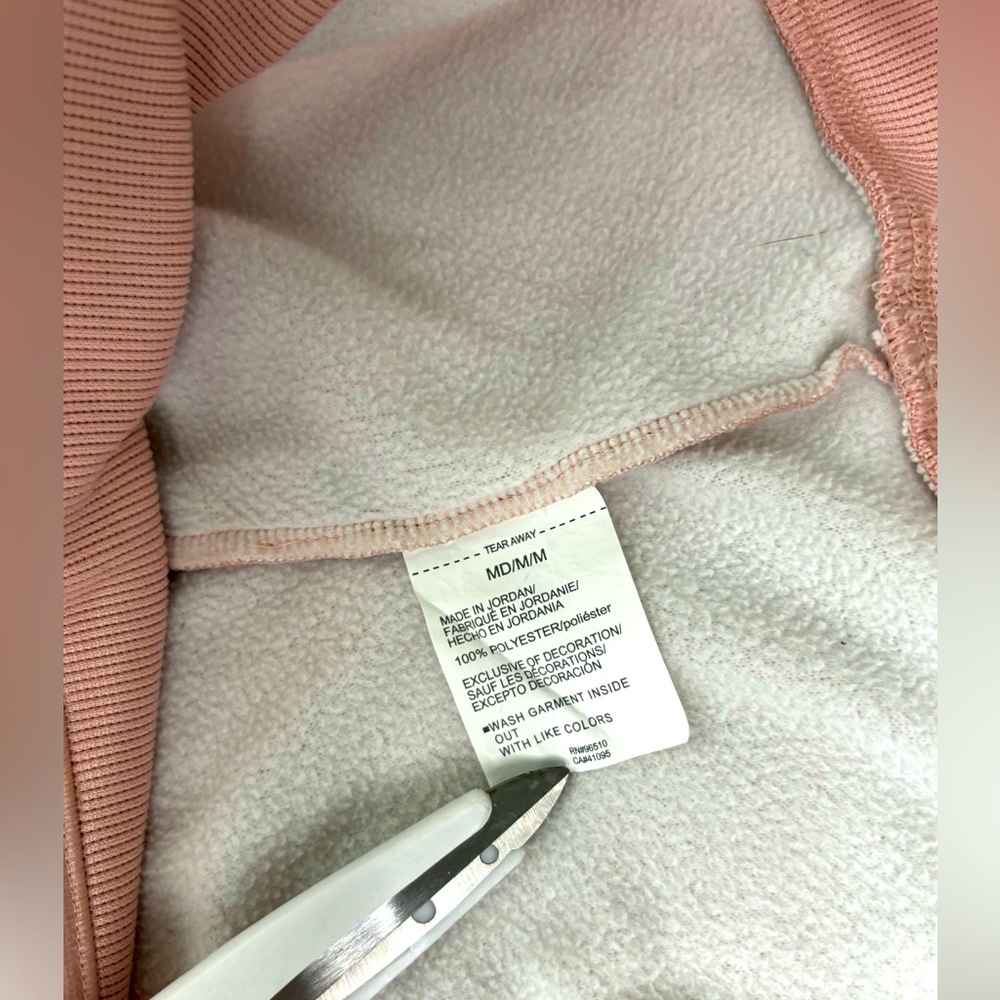 UNDER AMOUR WOMENS PINK LONG SLEEVE PULL ON HOODIE POLYESTER PULL ON. SZ M - Picture 7 of 12